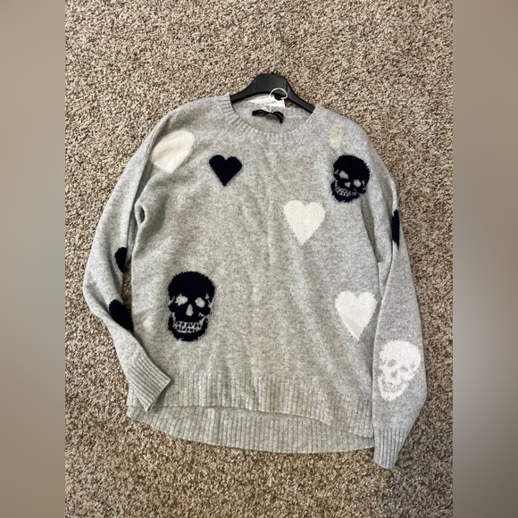 Skull Cashmere Sweaters - NWT! 360 CASHMERE Amarah Skull & Heart Cashmere Sweater